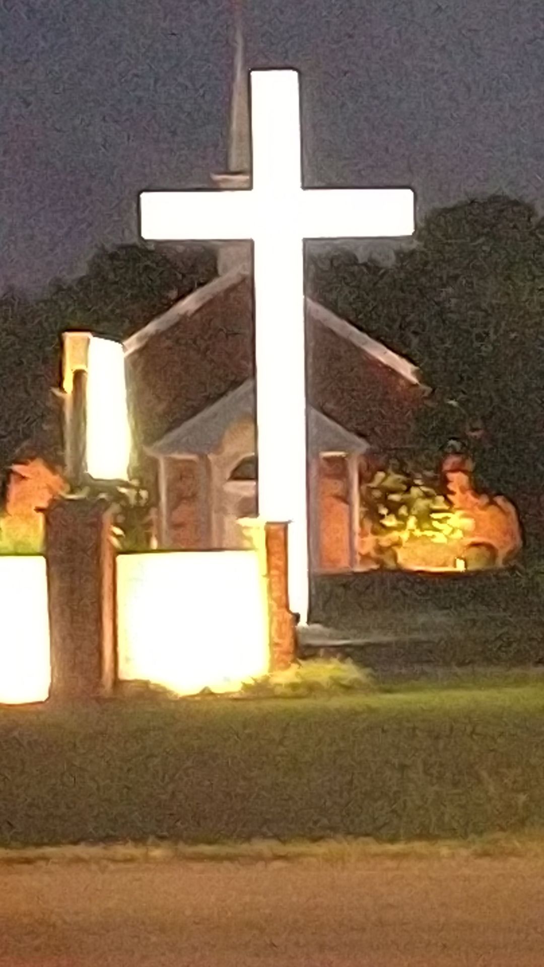 Du Quoin's large cross